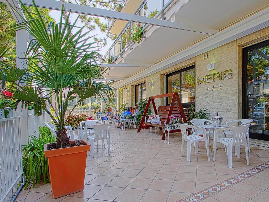 Hotel Meris Морской Милан Экстерьер фото